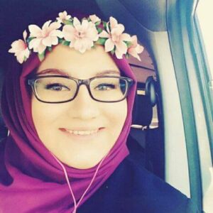 Facebook'tan Türbanlı Nurgül