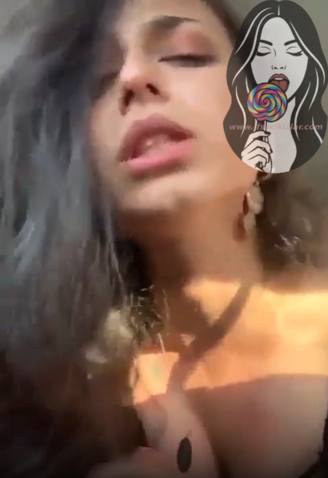 yalamayi seven azgin kiz